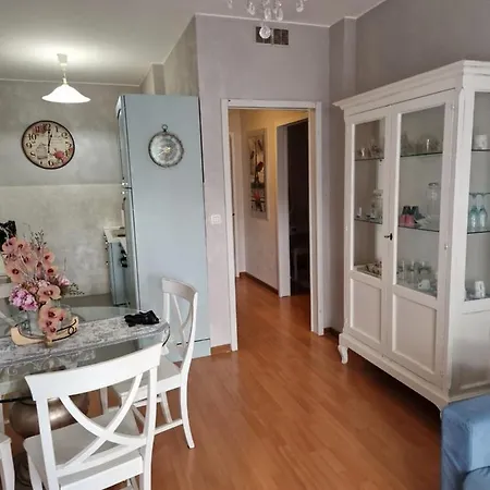 Cav-chez Tina Apartment